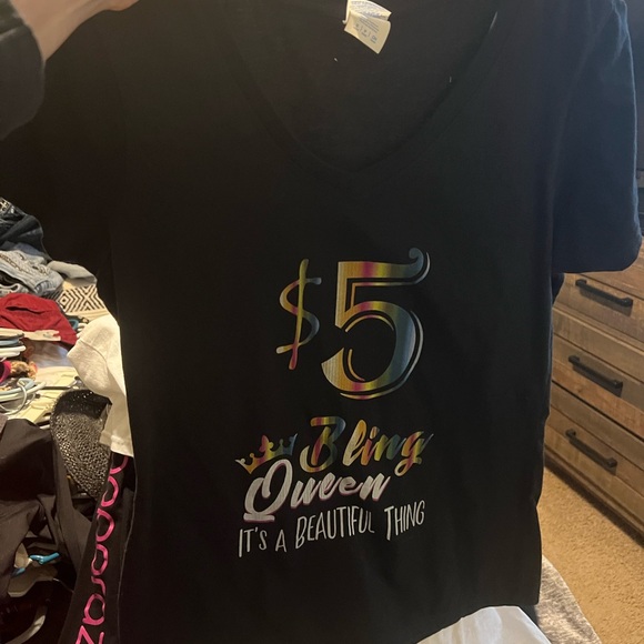 Lot of 11 paparazzi tshirts and jackets
Good used condition - Picture 7 of 13